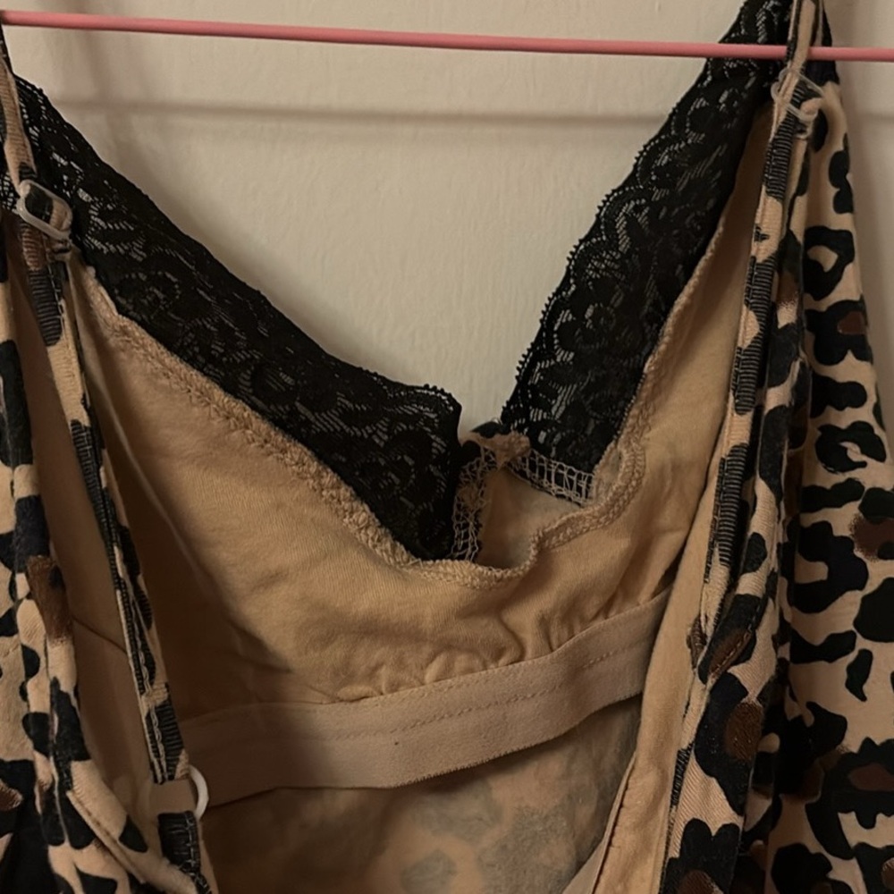 Moda International leopard Beige and Black Lace Top - Picture 6 of 6